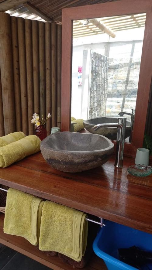 Brahmanhut - Eco Hut Experience In Harmony With Nature, Wellbeing And Spirit Bain Boeuf Exterior photo
